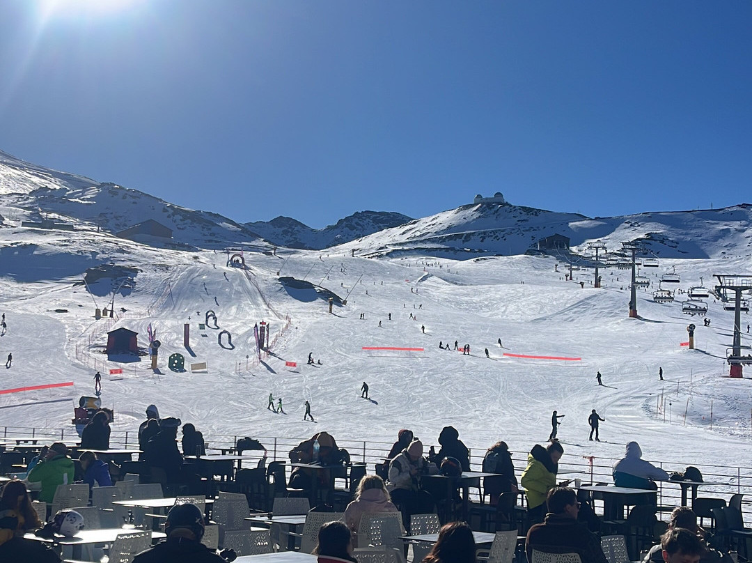 English Ski School景点图片