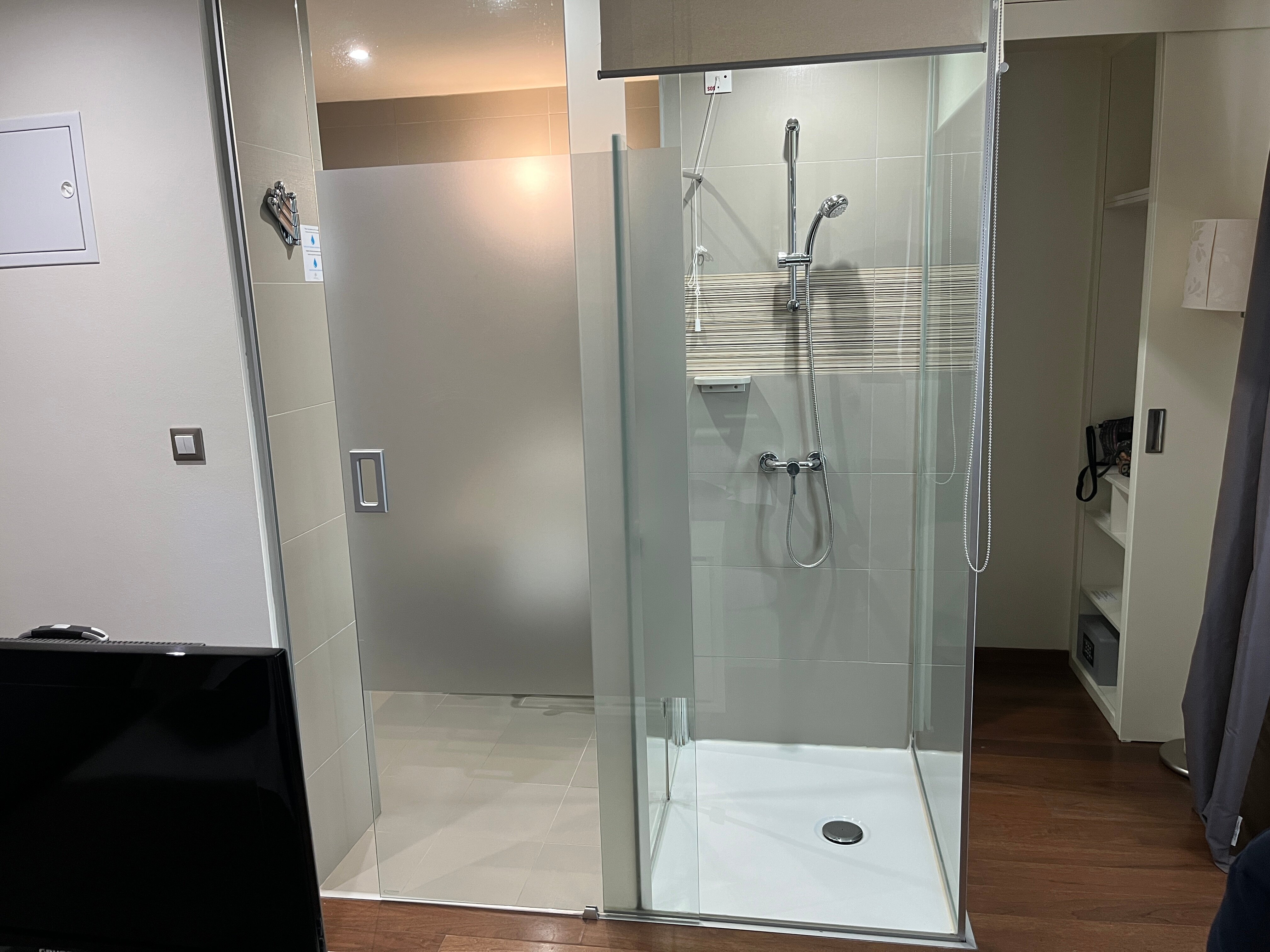 Hotel Korkyra-浴室