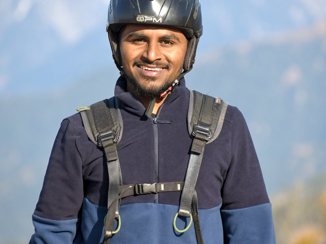 Bir Billing Paragliding Adventure景点图片