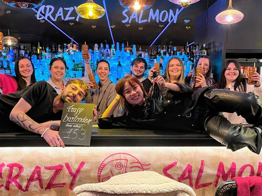 Cours De Cocktails Au Crazy Salmon-里昂必去景点