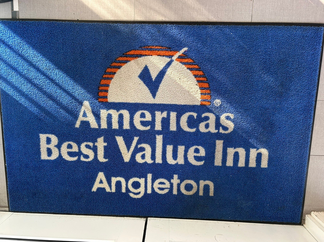 Americas Best Value Inn Angleton主图