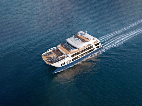 Hermes Galapagos Mega Catamaran-阿约拉港必去景点