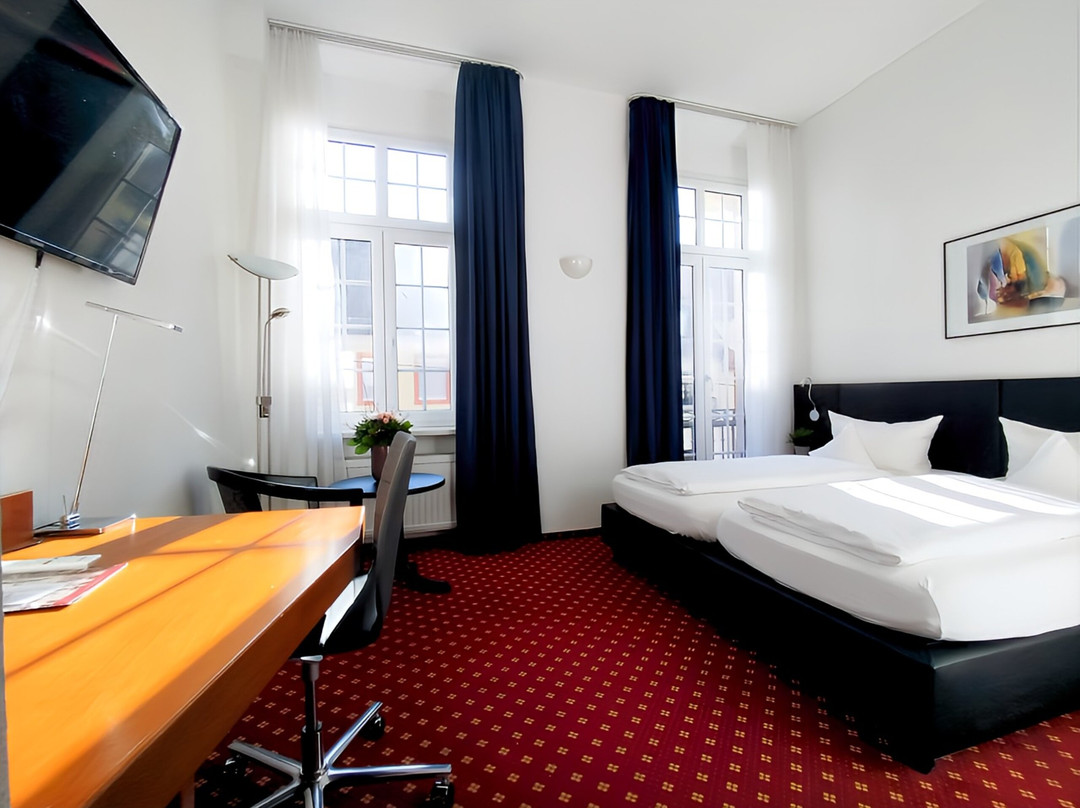 施沃特酒店主图