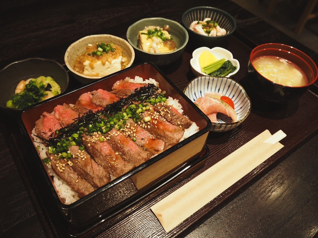 萬雷酒店（banrai Shuten）