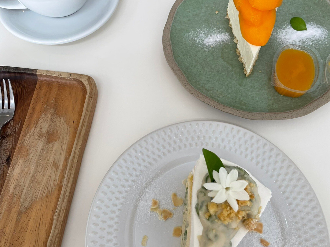 11 Elephant Dessert Cafe