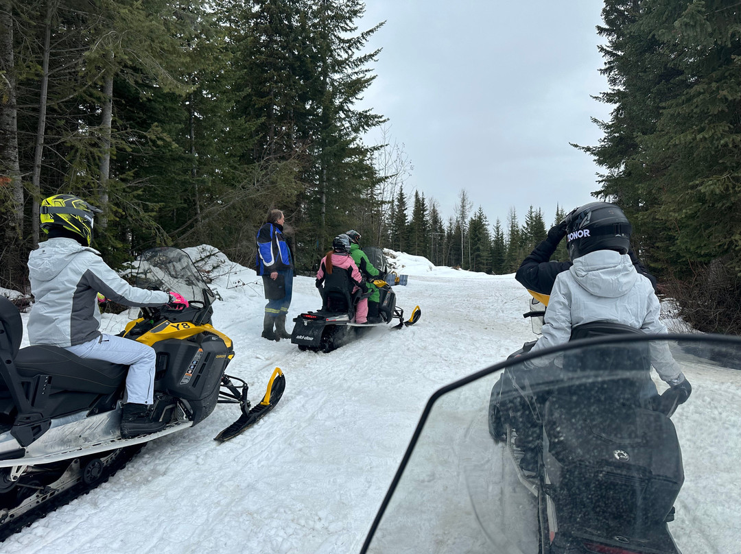 Rocky Mountain Riders-戈尔登必去景点