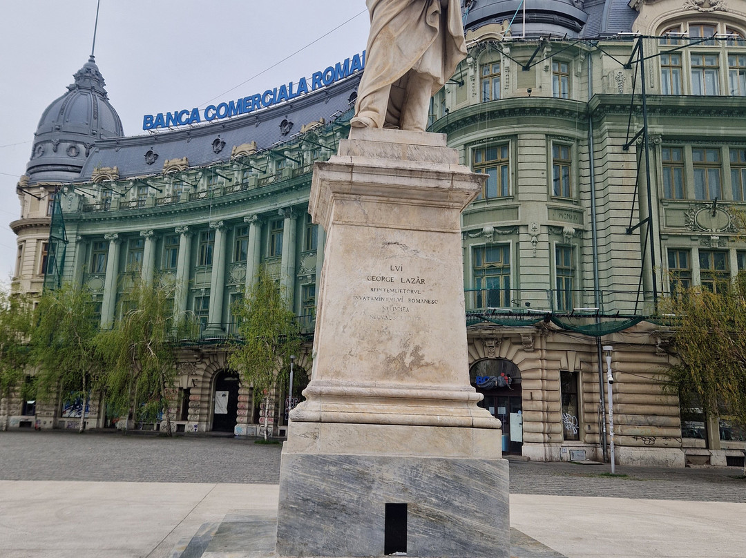 University's Square-布加勒斯特必去景点