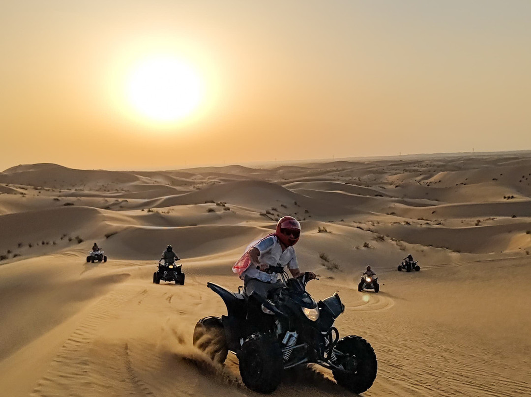 Big Red Quad Bike Rental-迪拜必去景点