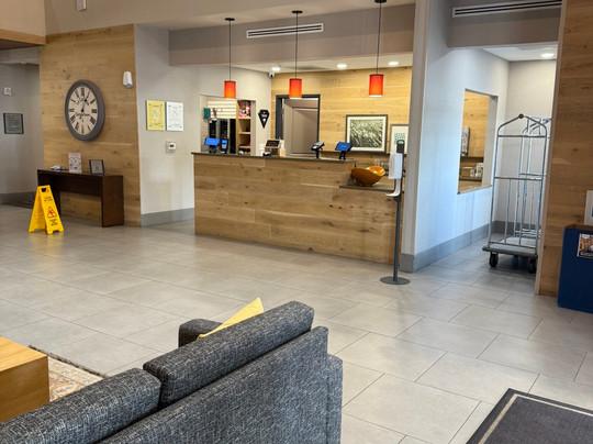 Country Inn & Suites by Radisson, Charlottesville-UVA, VA主图