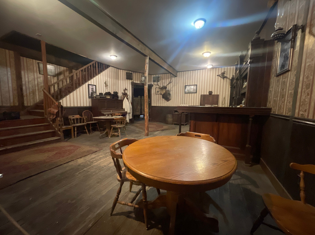 The Saloon Theatre景点图片
