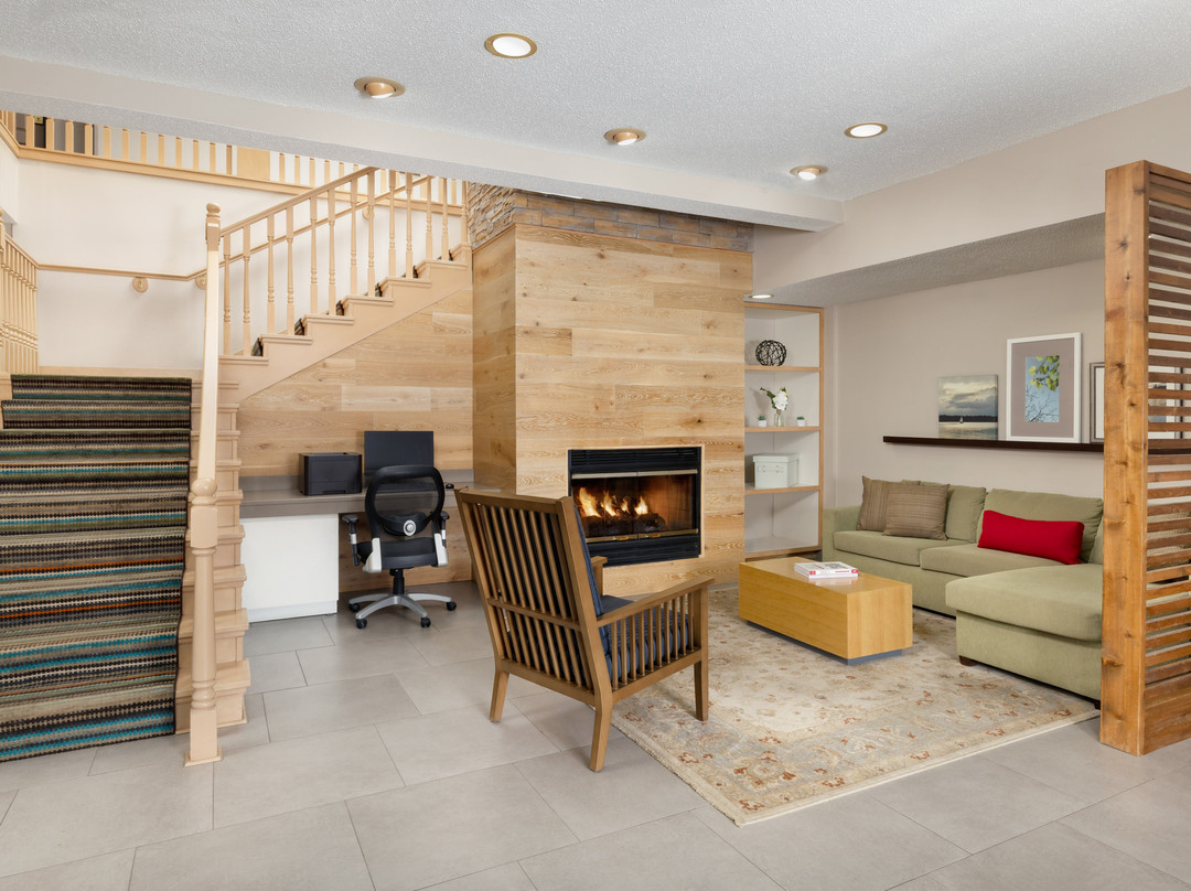 斯普林菲尔德卡尔森江山旅馆&套房酒店主图