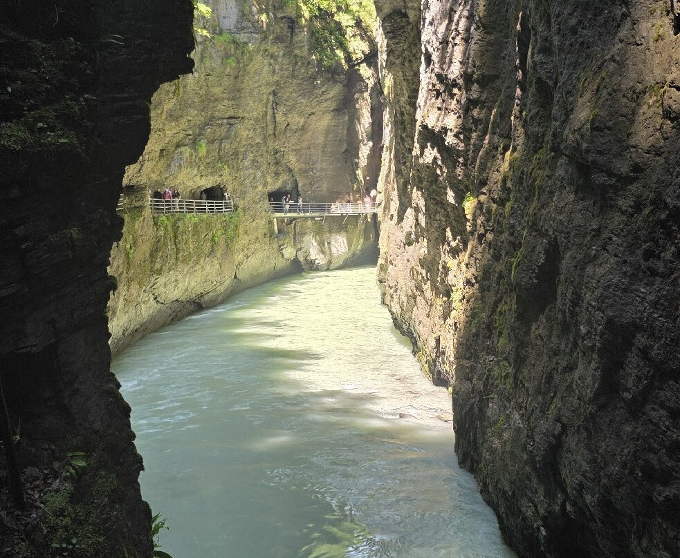 Happy Tour Switzerland-因特拉肯必去景点
