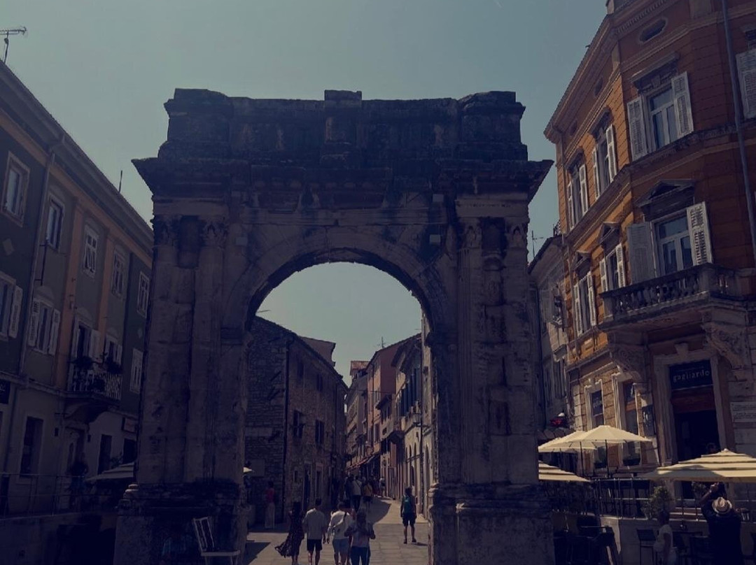 Arco dei Sergi-普拉必去景点