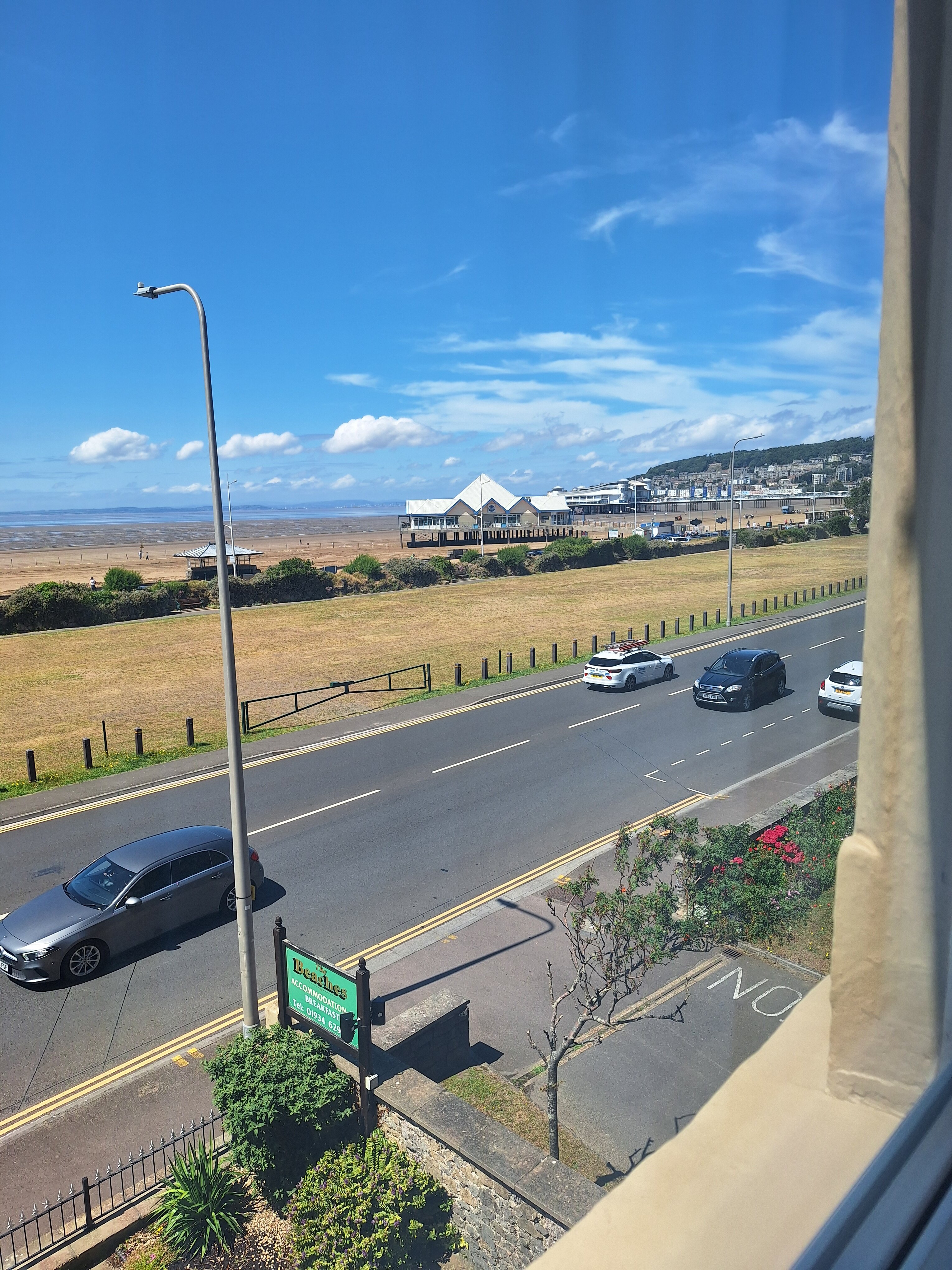 The Beaches Hotel-官方