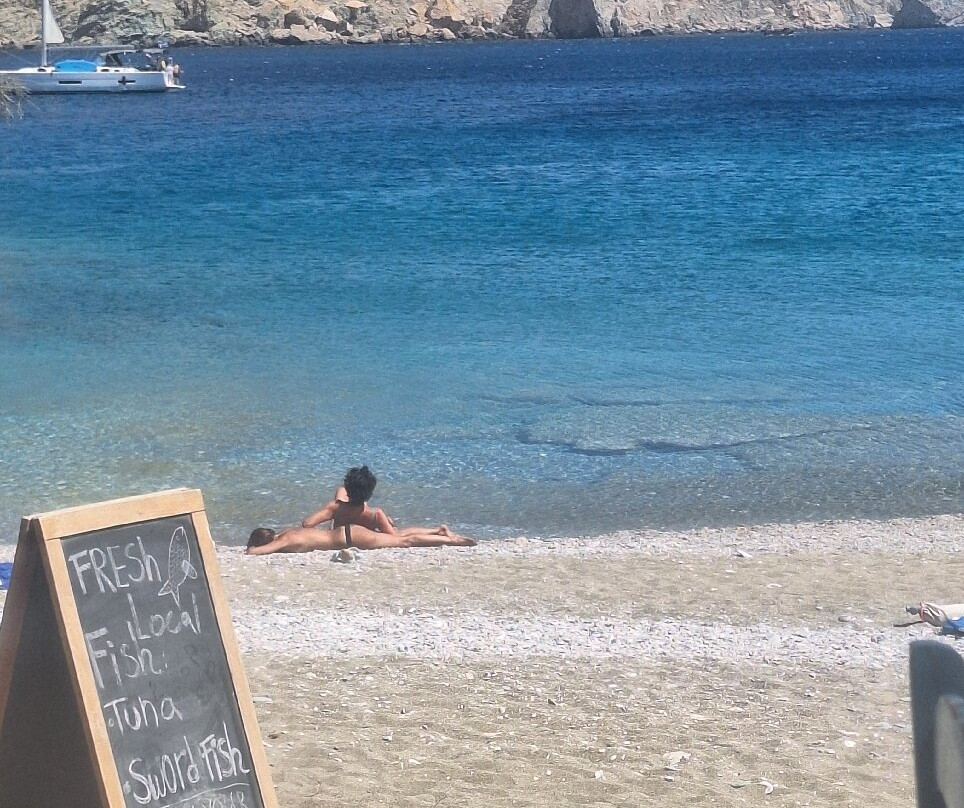 Agios Nikolaos Beach-Folegandros必去景点