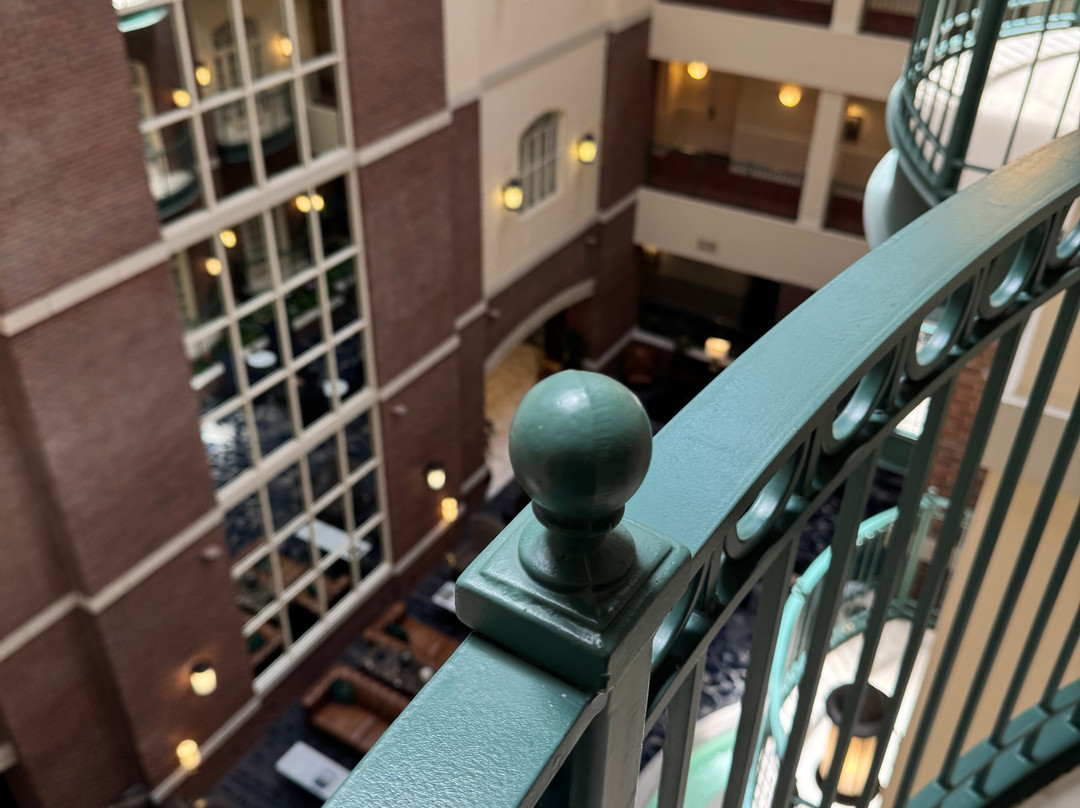 Hotel At Old Town主图