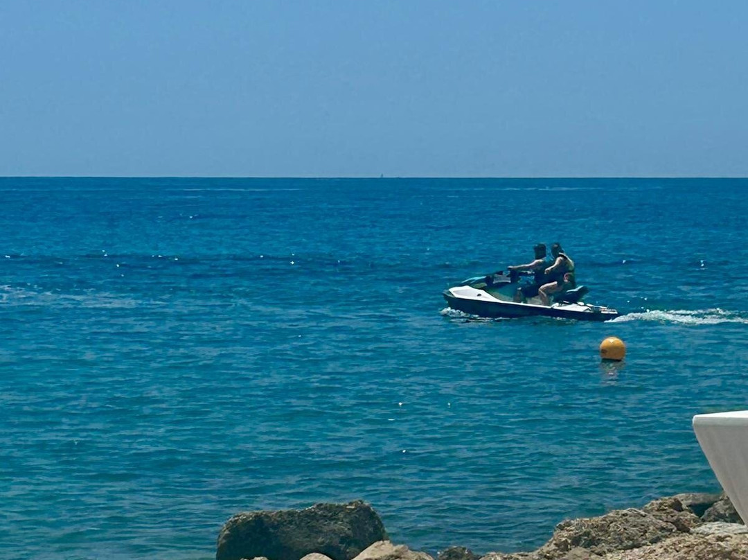 Coral Beach Hotel Watersports-Coral Bay必去景点