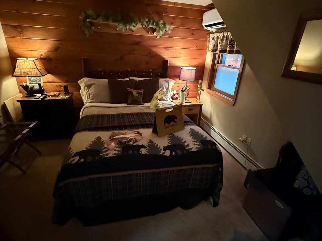 Bear Mountain Lodge主图