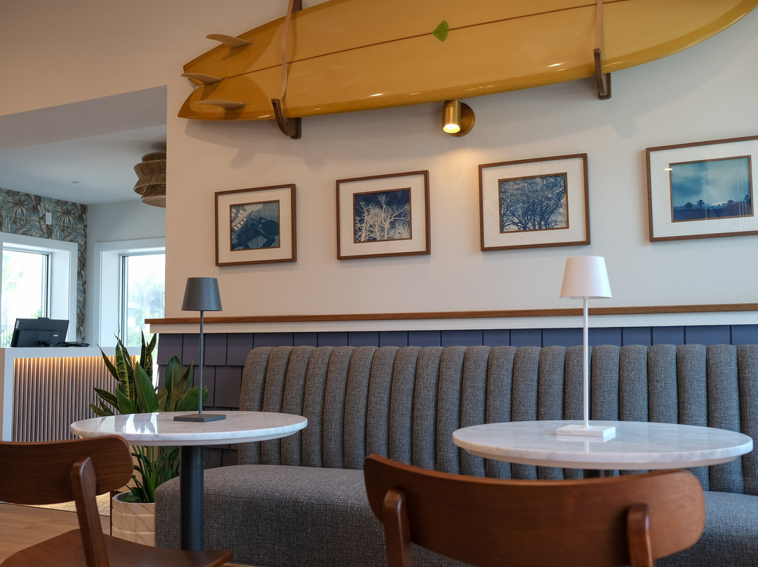 Oceaneer Hotel主图