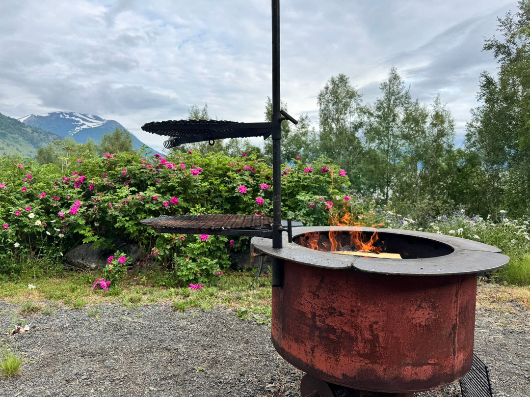 Turnagain View Lodge & Wedding Venue主图