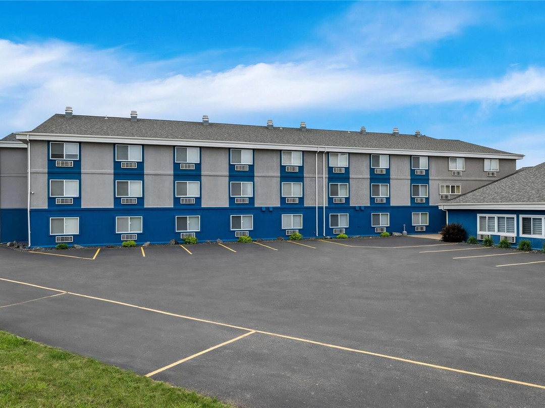 Blair酒店住宿-Super 8 by Wyndham Osseo