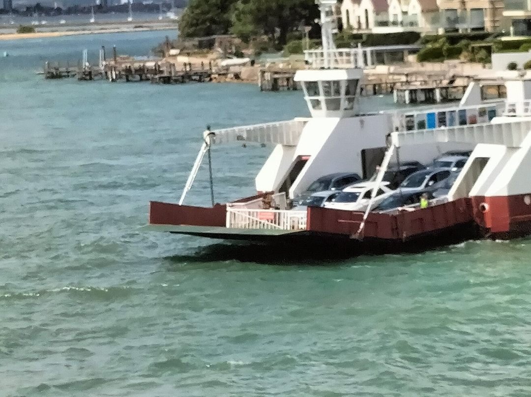 Sandbanks Ferry-普尔必去景点