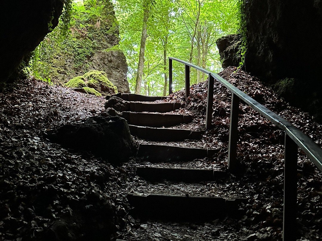 Birresborner Eishoehlen-Birresborn必去景点