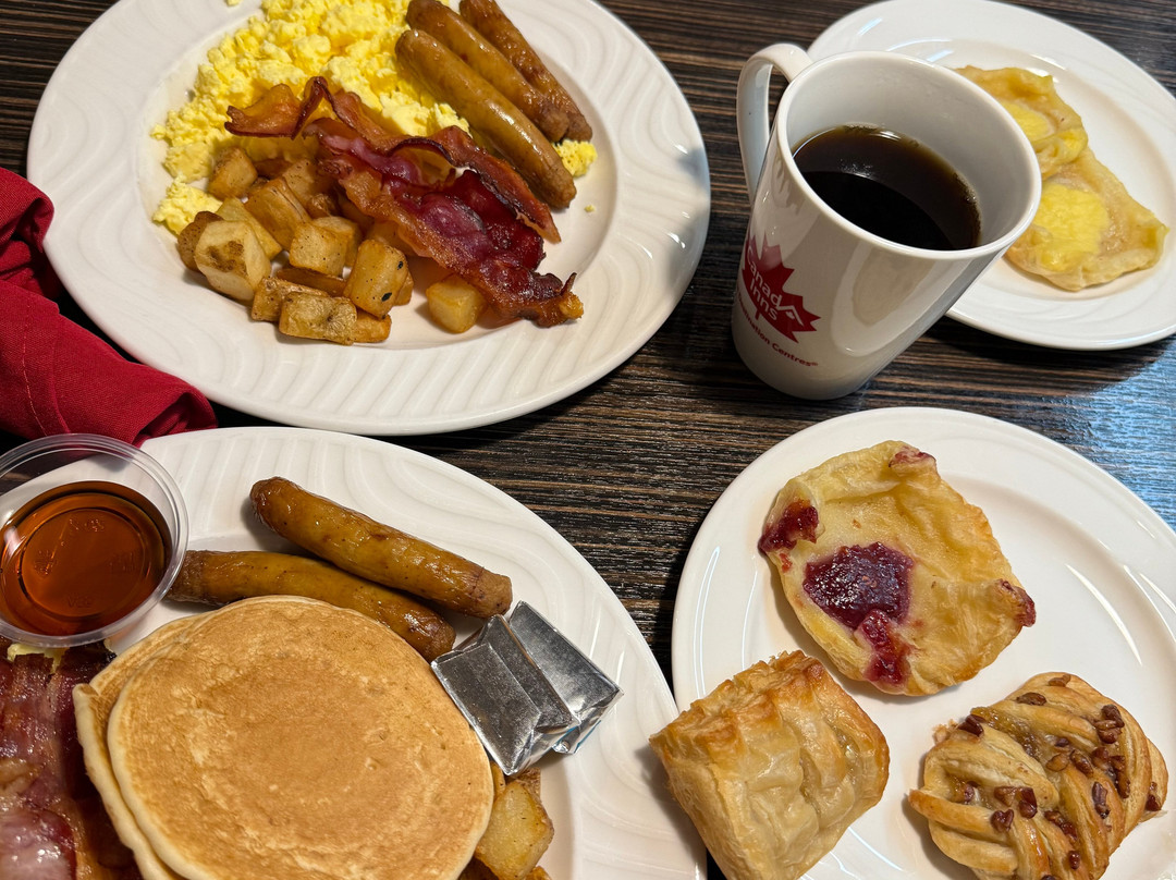 Canad Inns Destination Centre Grand Forks主图