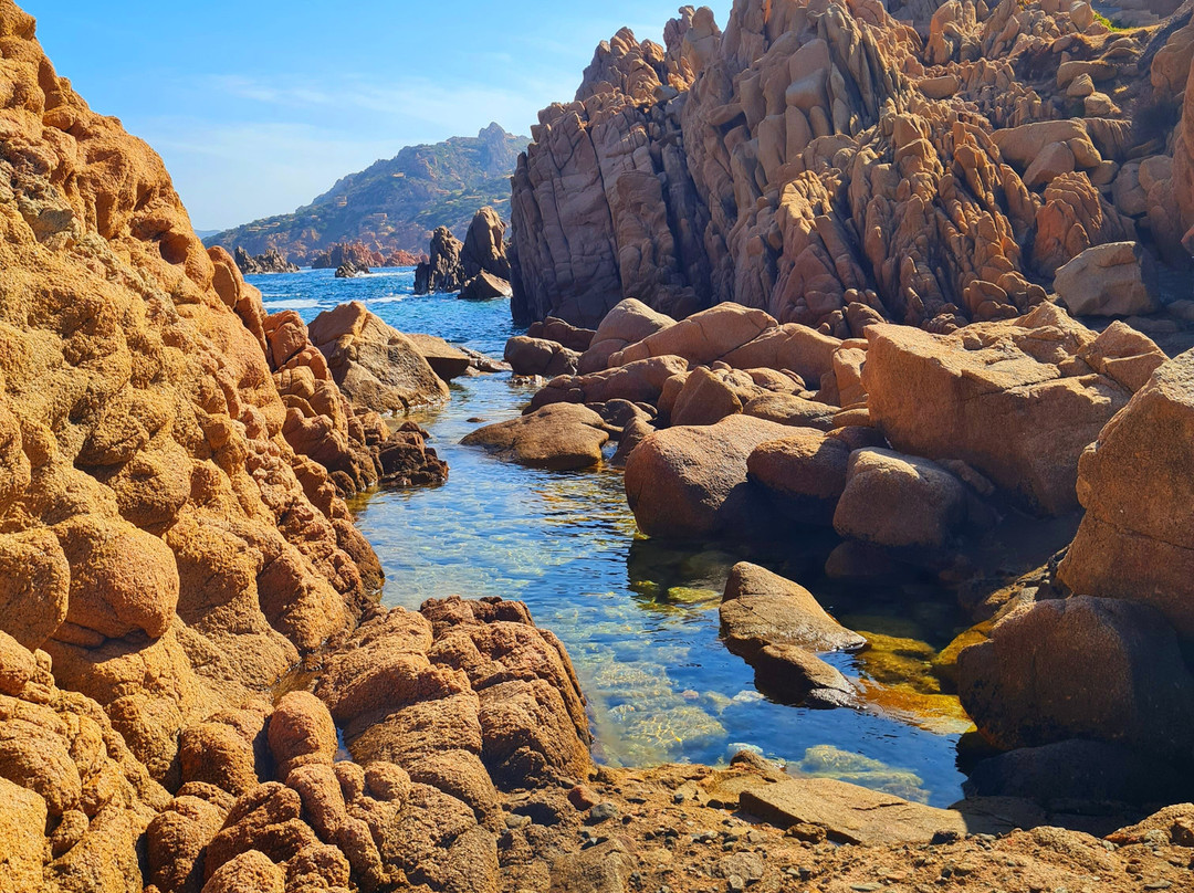 Spiaggia Li Baietti-Costa Paradiso必去景点