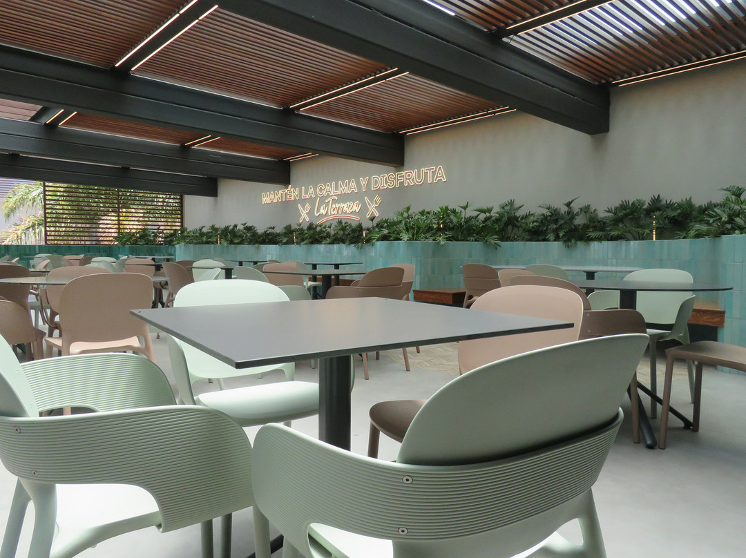 Centro Comercial Altaria-阿瓜斯卡达特斯必去景点