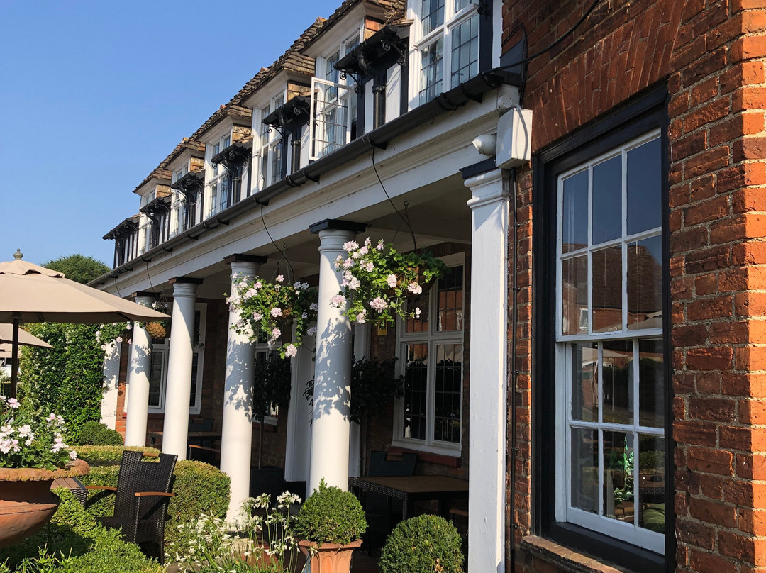 The George Hotel主图