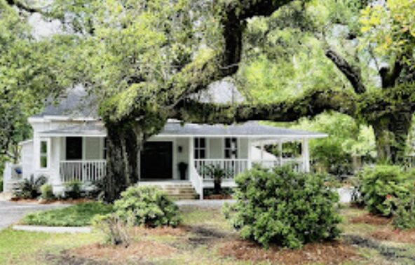 The Mockingbird Inn