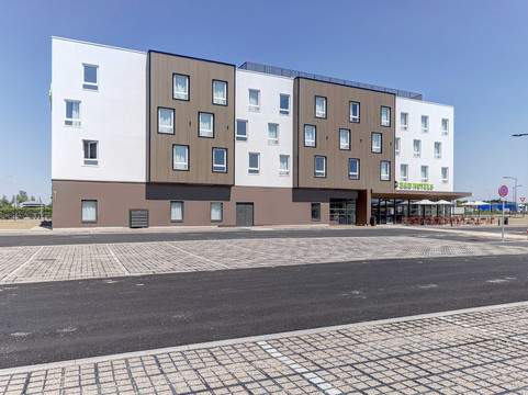 B&B HOTEL Moulins Avermes