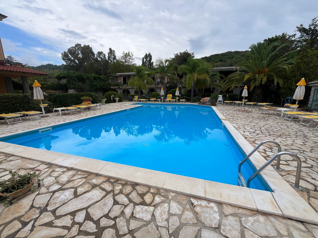 Residence and B&B Villamirella主图