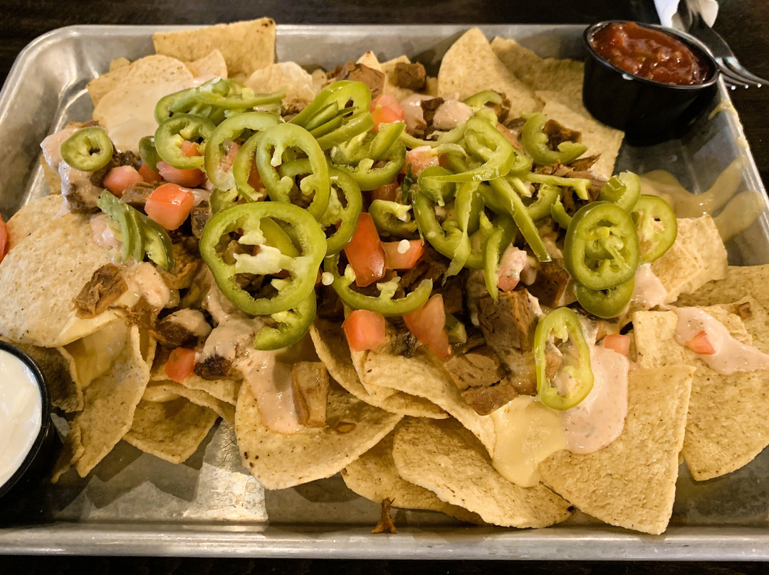 Dyersville餐馆和美食-7 Hills West