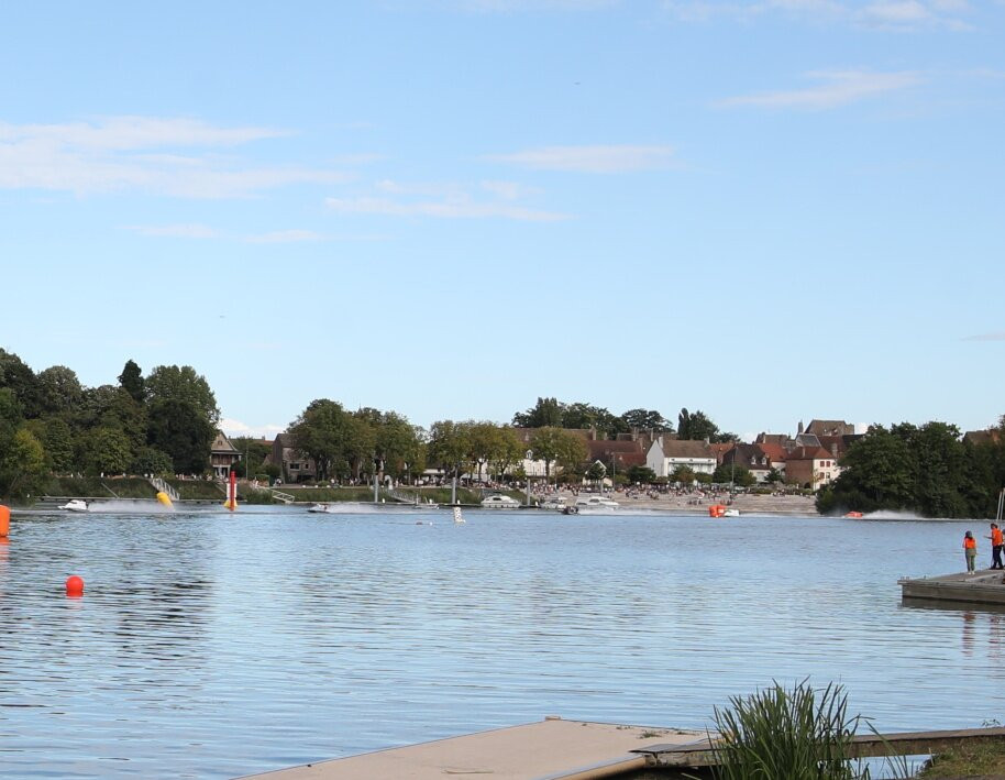 Quai À Gradins De Seurre