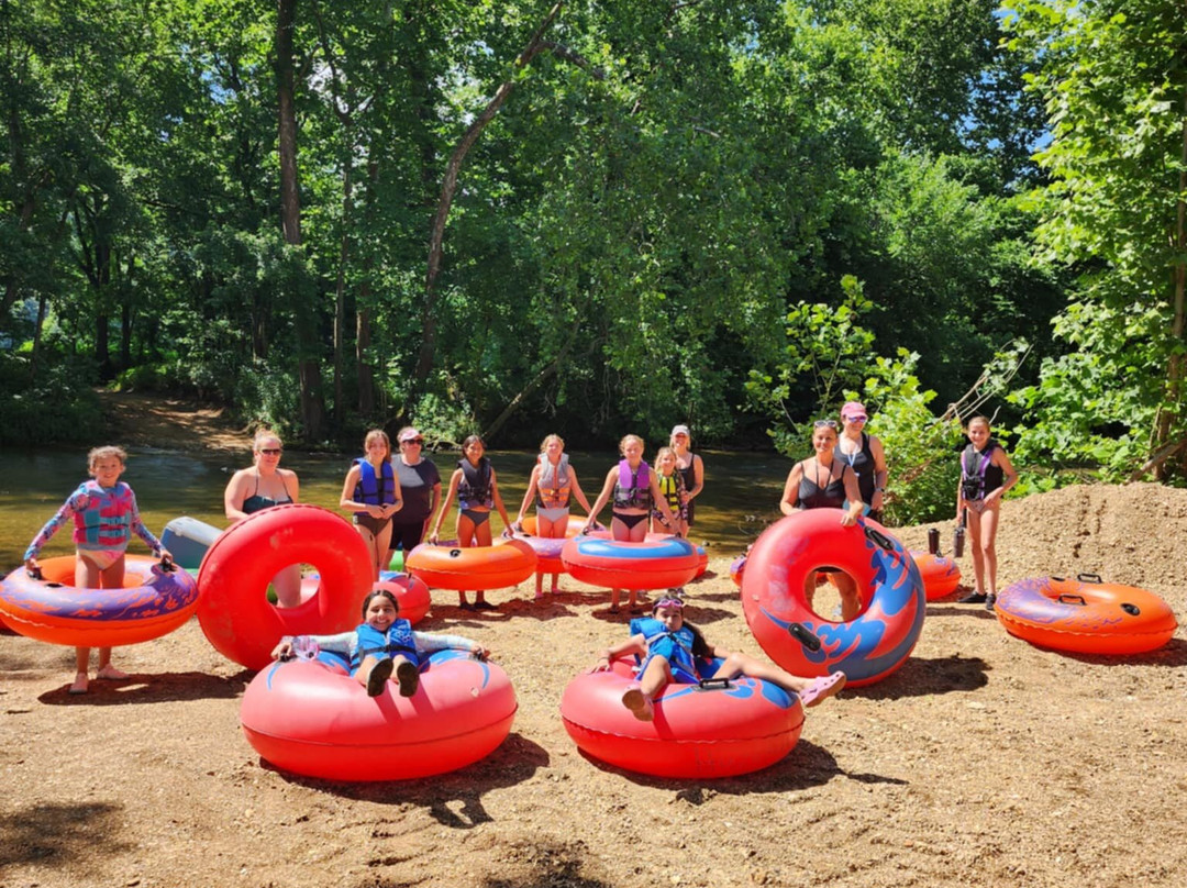 Huzzah Valley Resort-Steelville必去景点