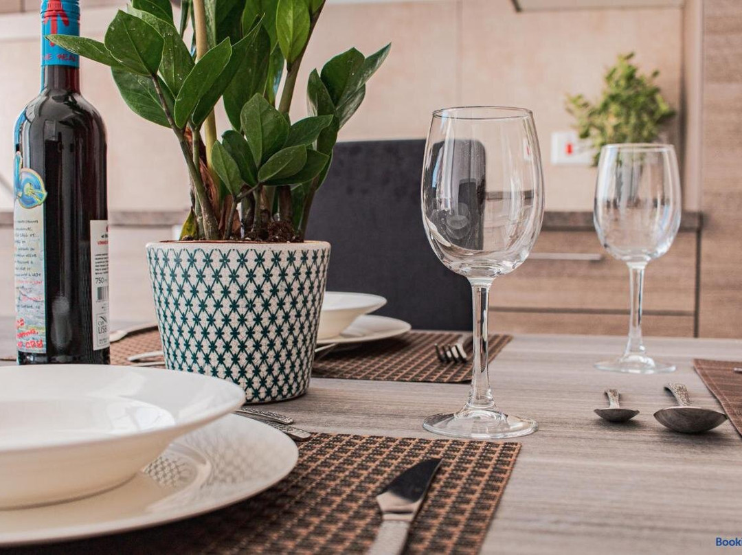 Beautiful 2 Bed Apartment in Għajnsielem
