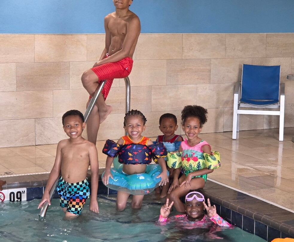 Holiday Inn Express & Suites Chicago - Hoffman Estates by IHG主图