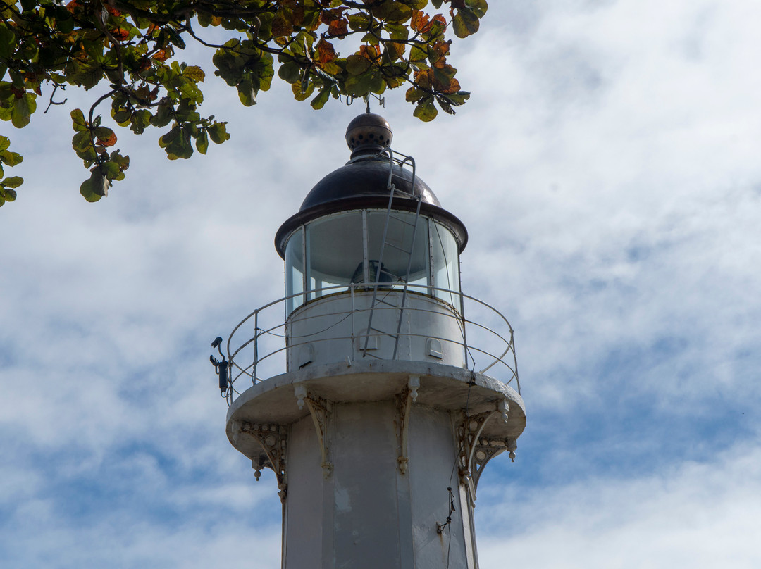 Farol de Santa Luzia-维拉维尔哈必去景点