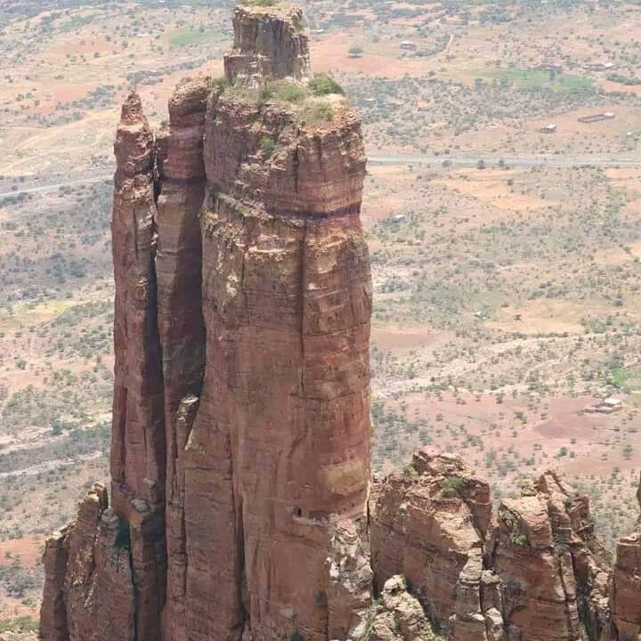 Glamour Omo Valley Tours-亚的斯亚贝巴必去景点