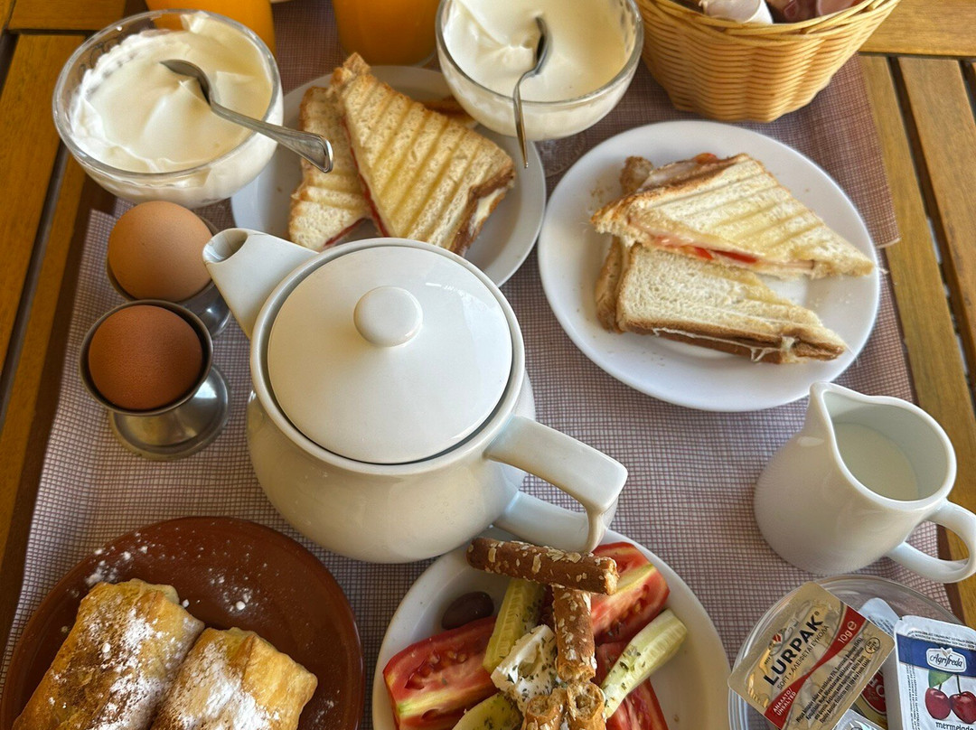 贝尔蒙多酒店主图