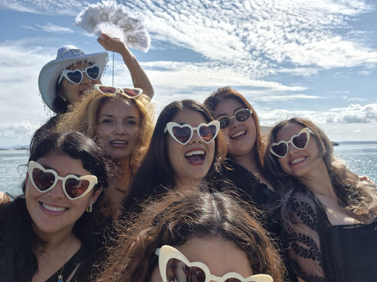 Coromuel Charters-拉巴斯必去景点