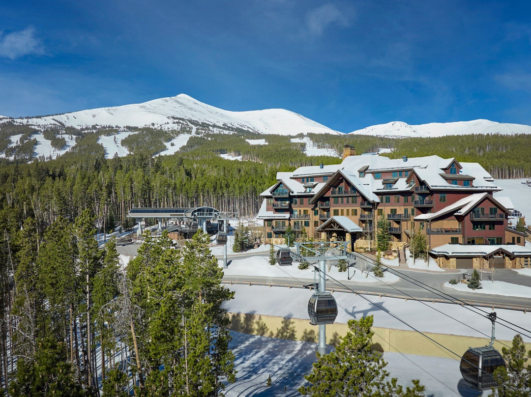Crystal Peak Lodge