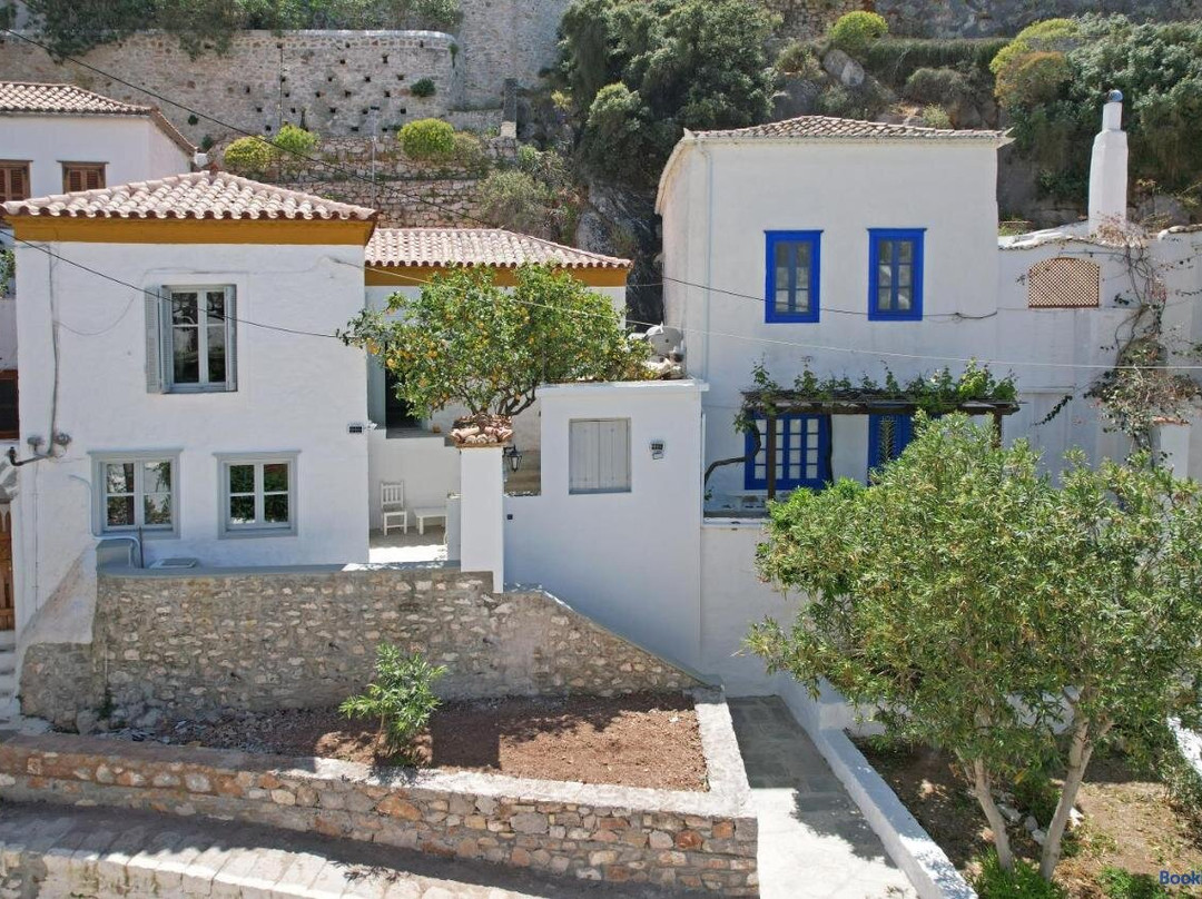 Douskos Citrus Apartments