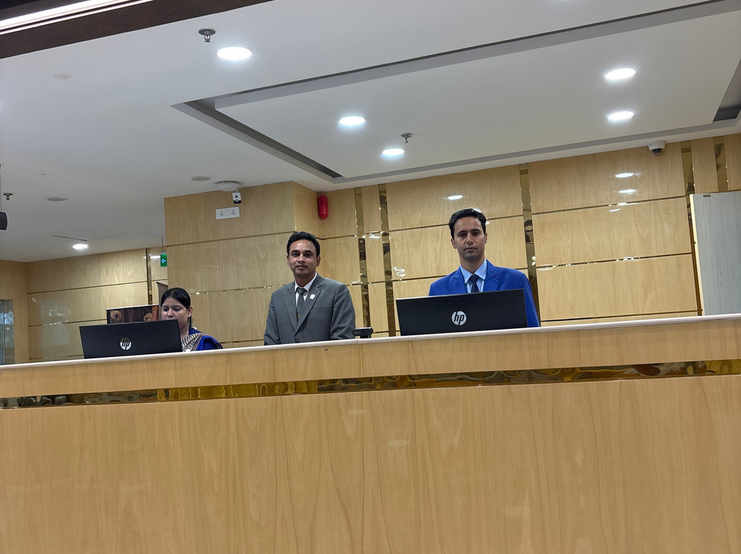 The Royal Bihar主图