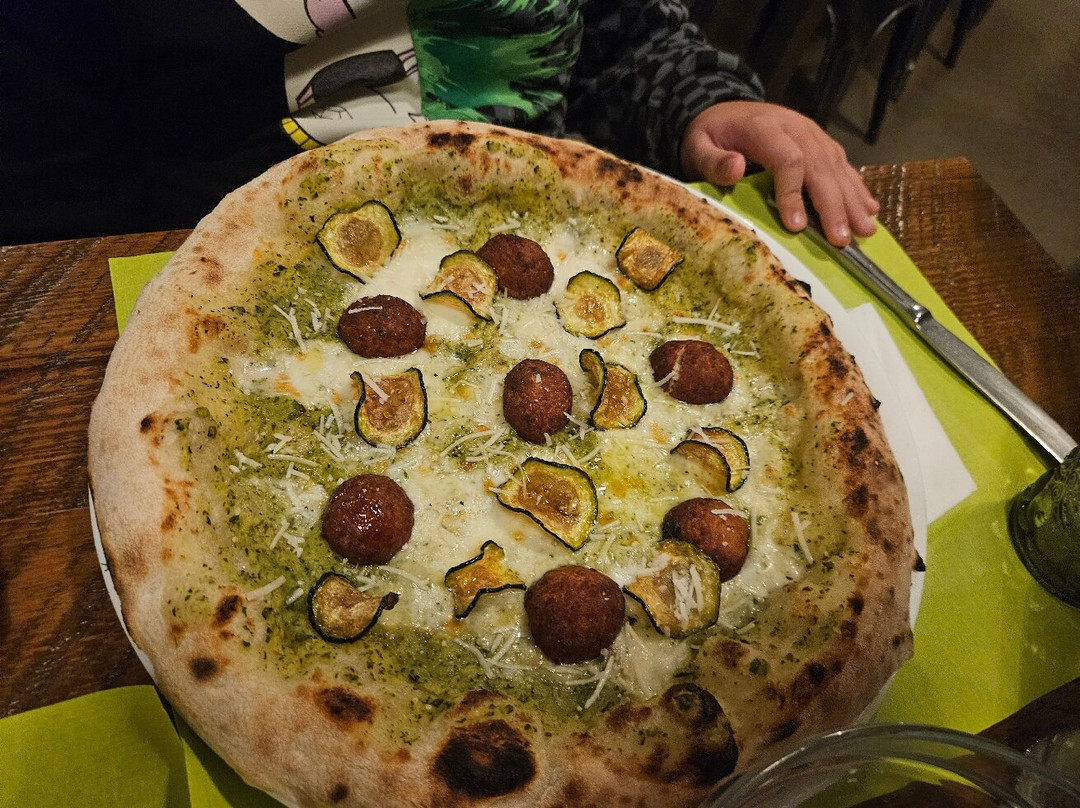 QB food lab and spirits