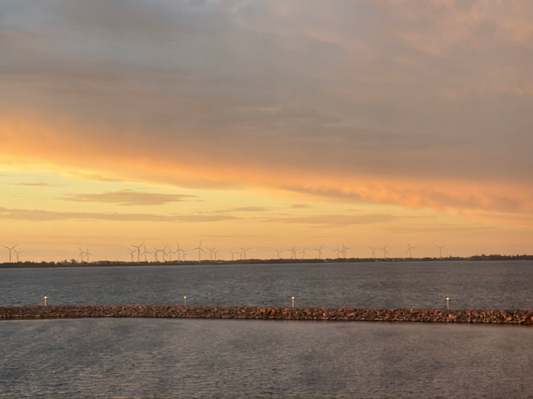 金士顿三角洲海滨酒店主图