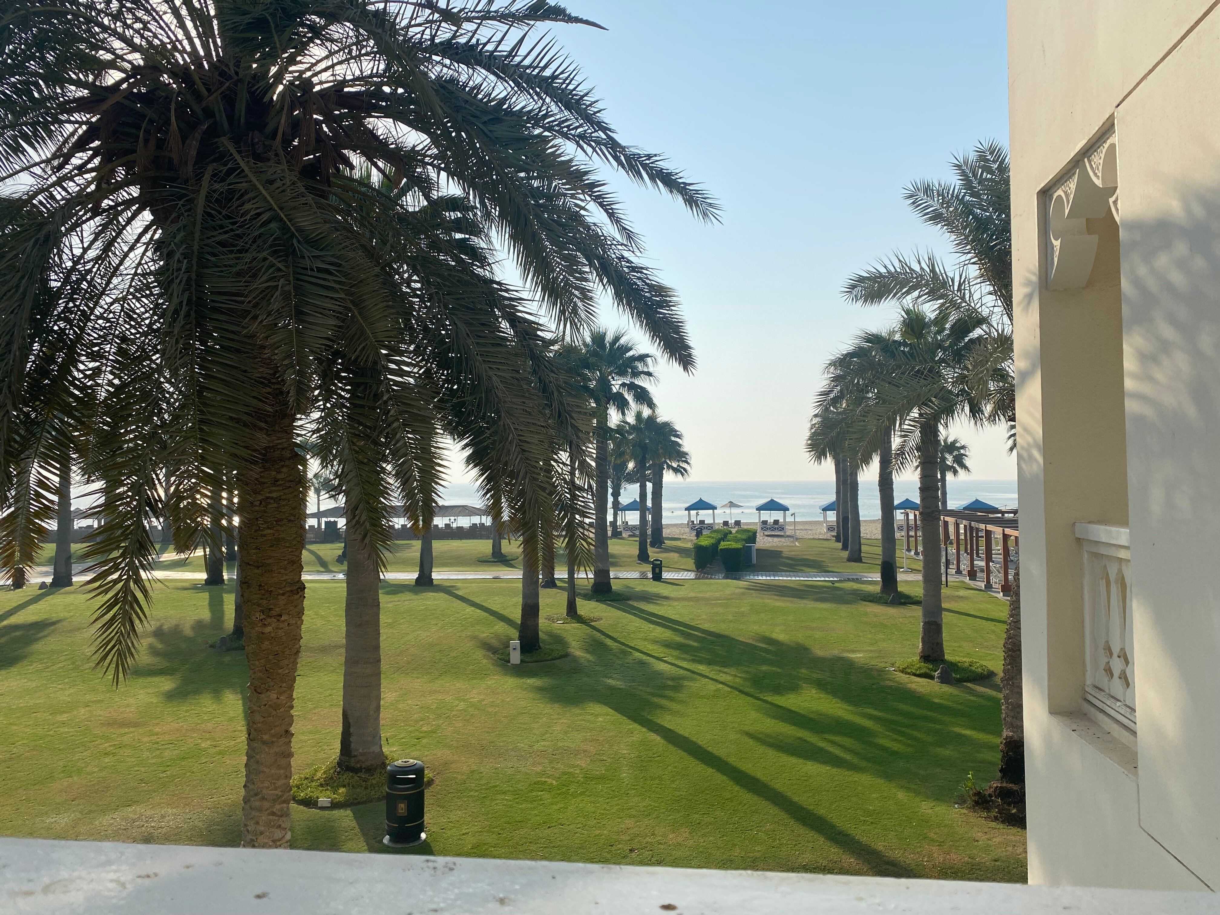 海岸线海滩度假村-官方