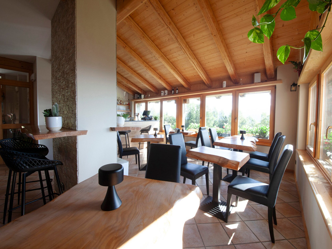 Chalet Chapeau B & B-Castel Condino必去景点